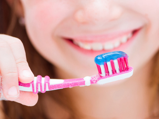 Rước cả ổ vi khuẩn với những thói quen sử dụng bàn chải đánh răng này